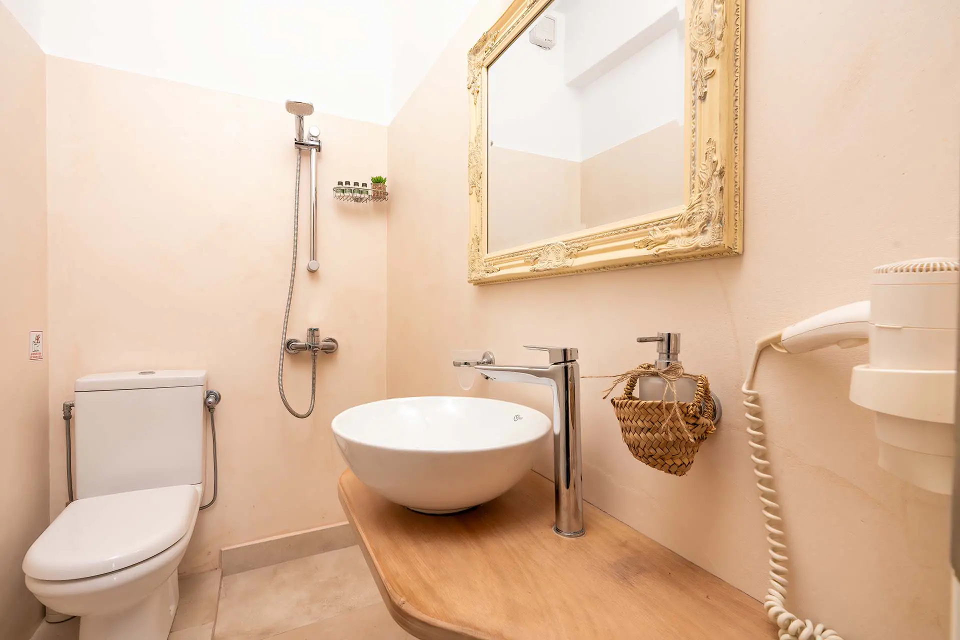 Traditional room_Flora geronti_sifnos